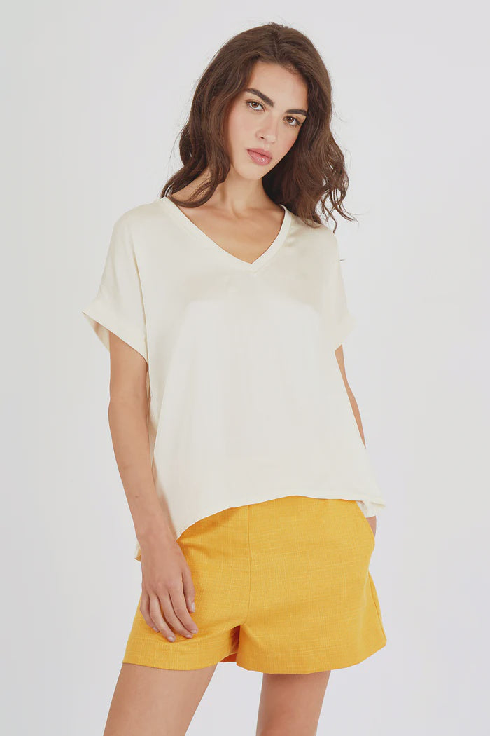 Traffic People In plain Sight Slouch Tee Cream