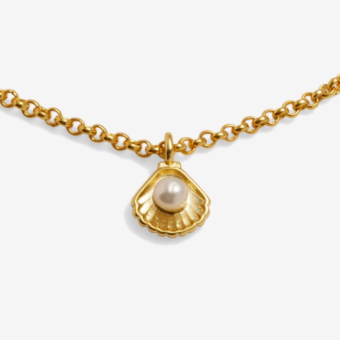 Joma Loved By You Pearl Shell Bracelet