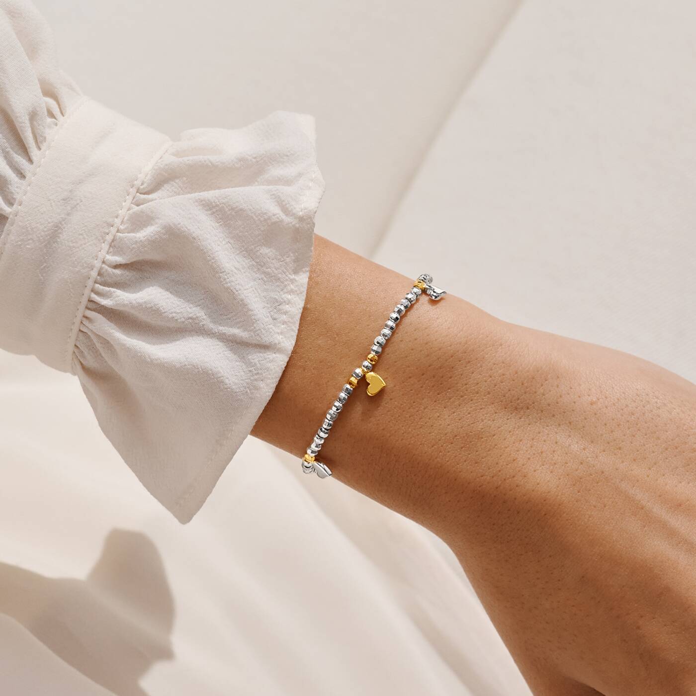 Joma Sparkle Confetti A Little Amazing Auntie Bracelet
