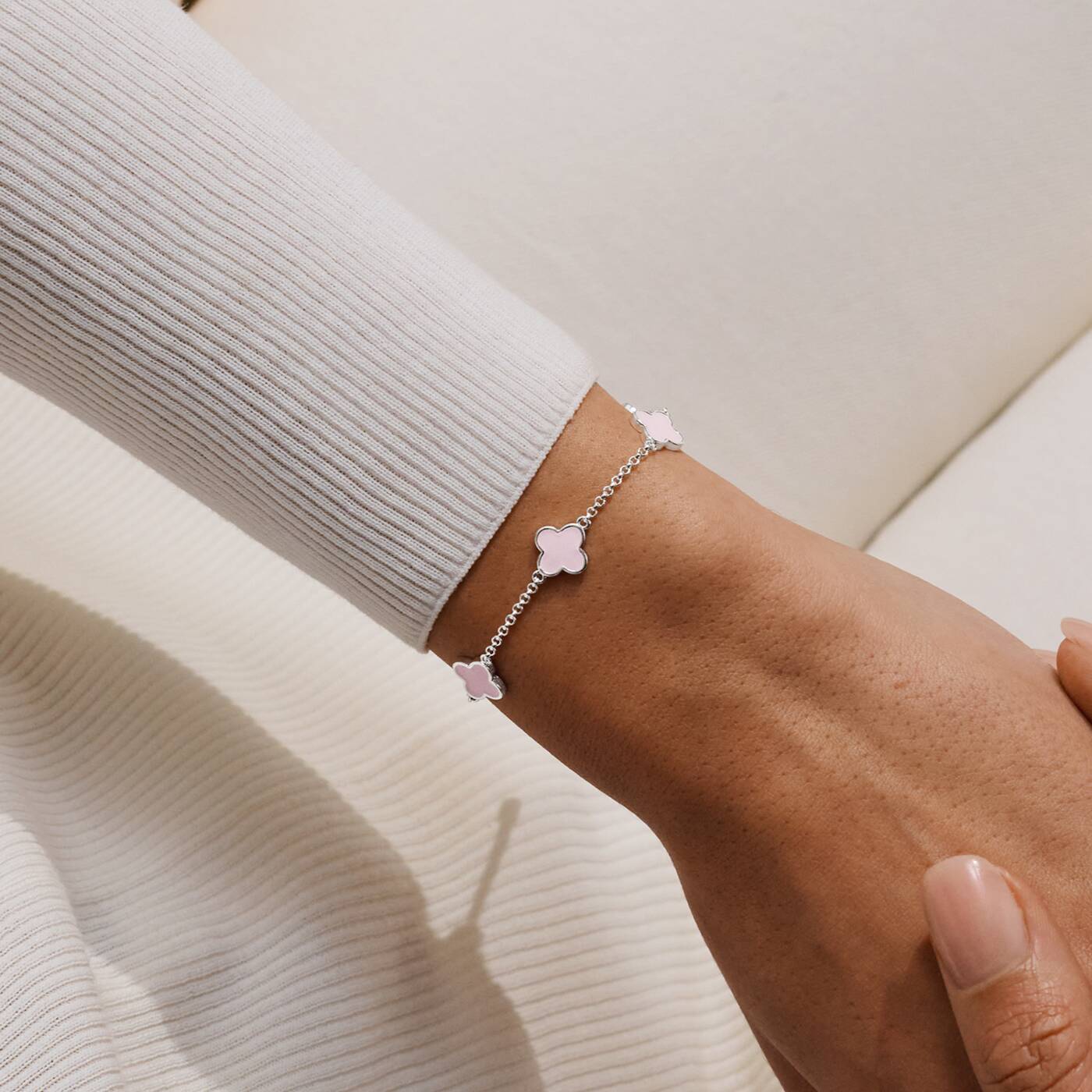 Joma Signature Pink Clover Silver Bracelet
