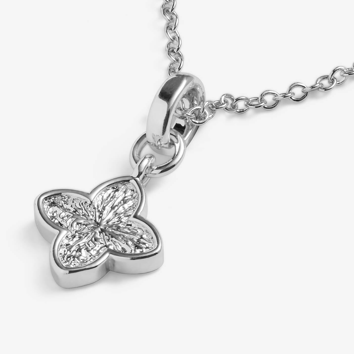 Joma Signature Textured Clover Silver Necklace