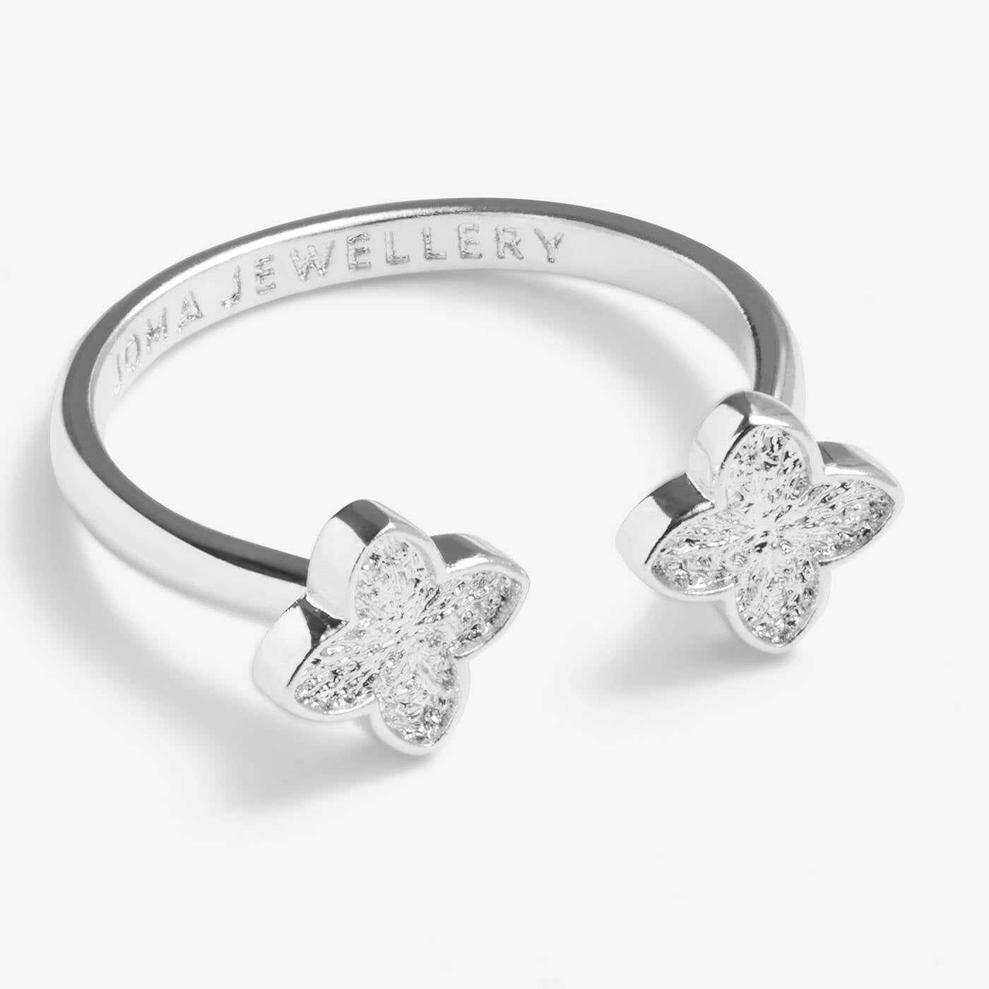Joma Signature Textured Clover Silver Ring