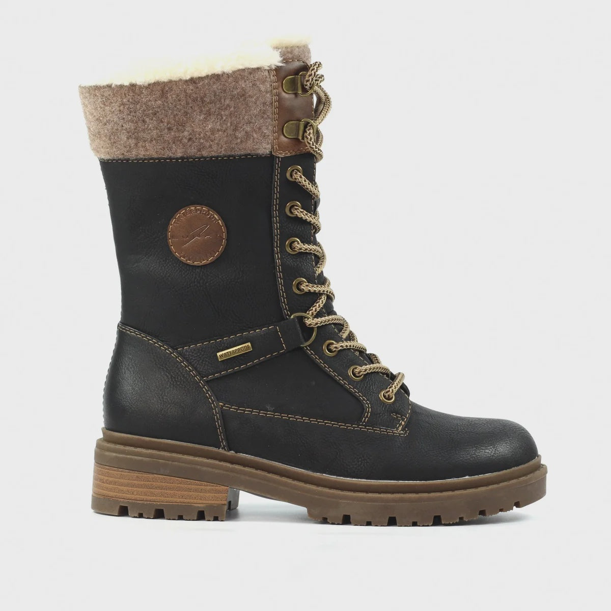 Lunar Cambridge Black Ice Grip W/Proof Boot
