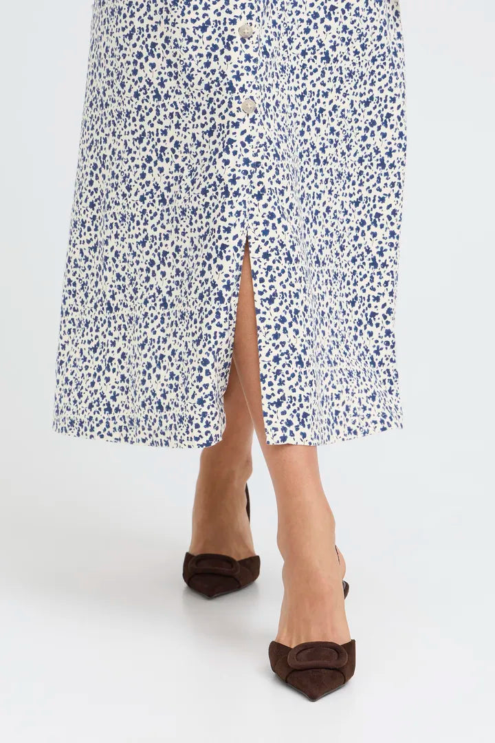 b.young Falakka Button Skirt Medieval Blue Flower