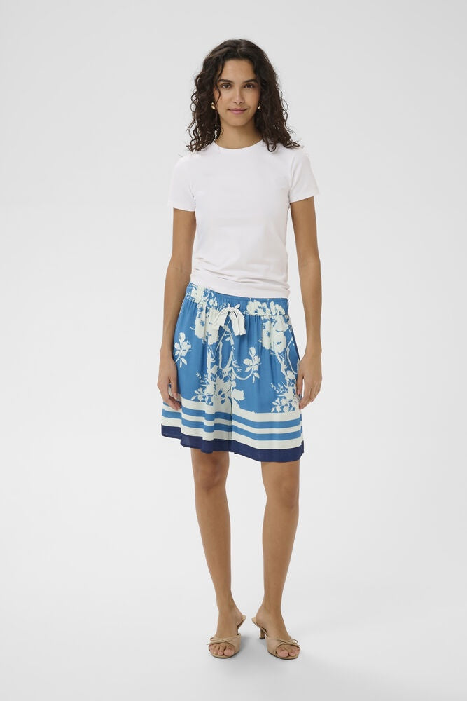 Saint Tropez Rasheda Shorts Vallarta Blue Flower Bouquet