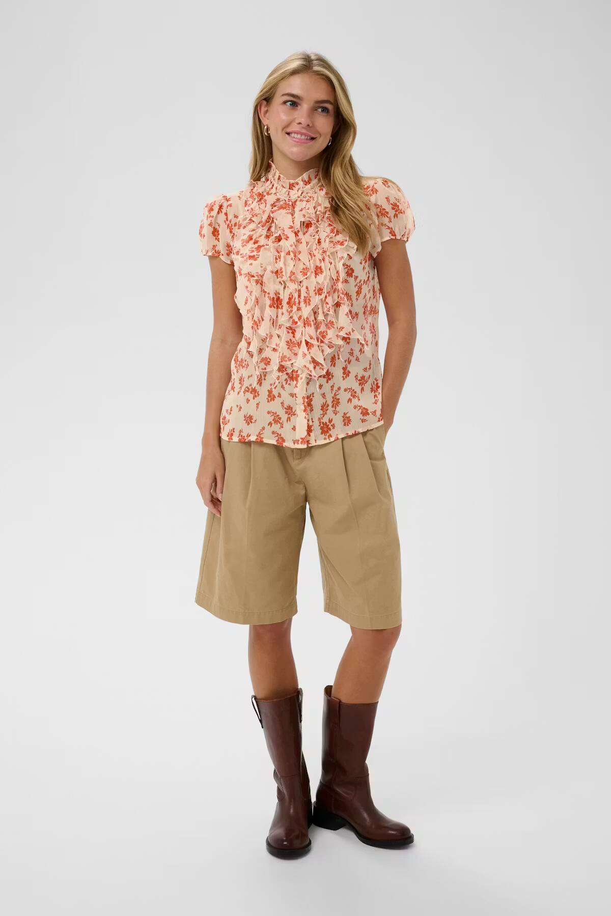 Saint Tropez Lilja Crinkle SS Shirt Seedpearl Valiant Daisy