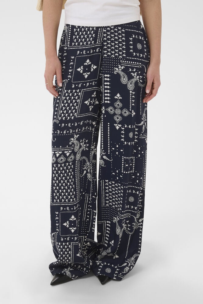 Saint Tropez Stephanie Trousers Night Sky Paisley Mosaic