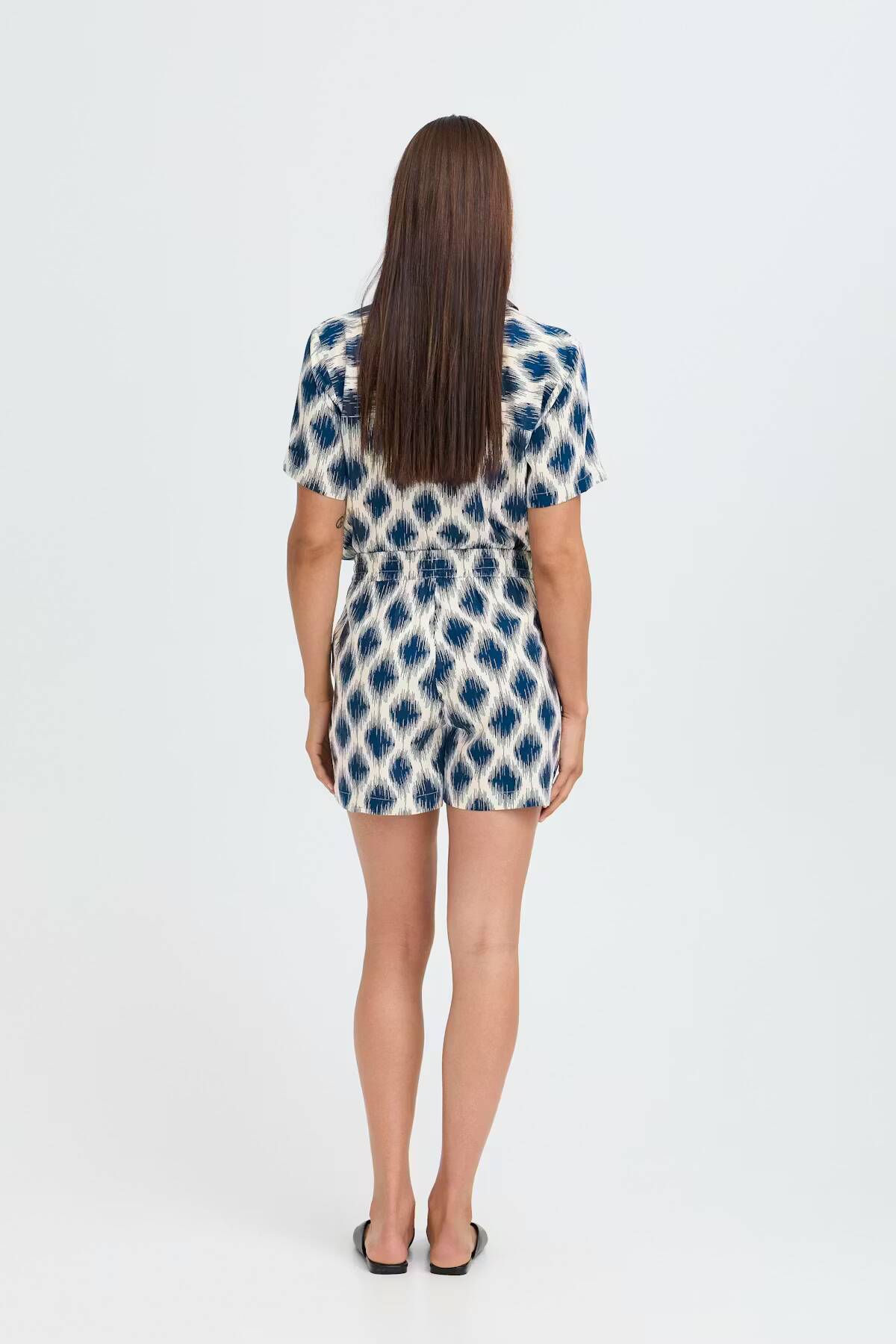 b.young Joella Shorts Ogee Ikat Med Blue
