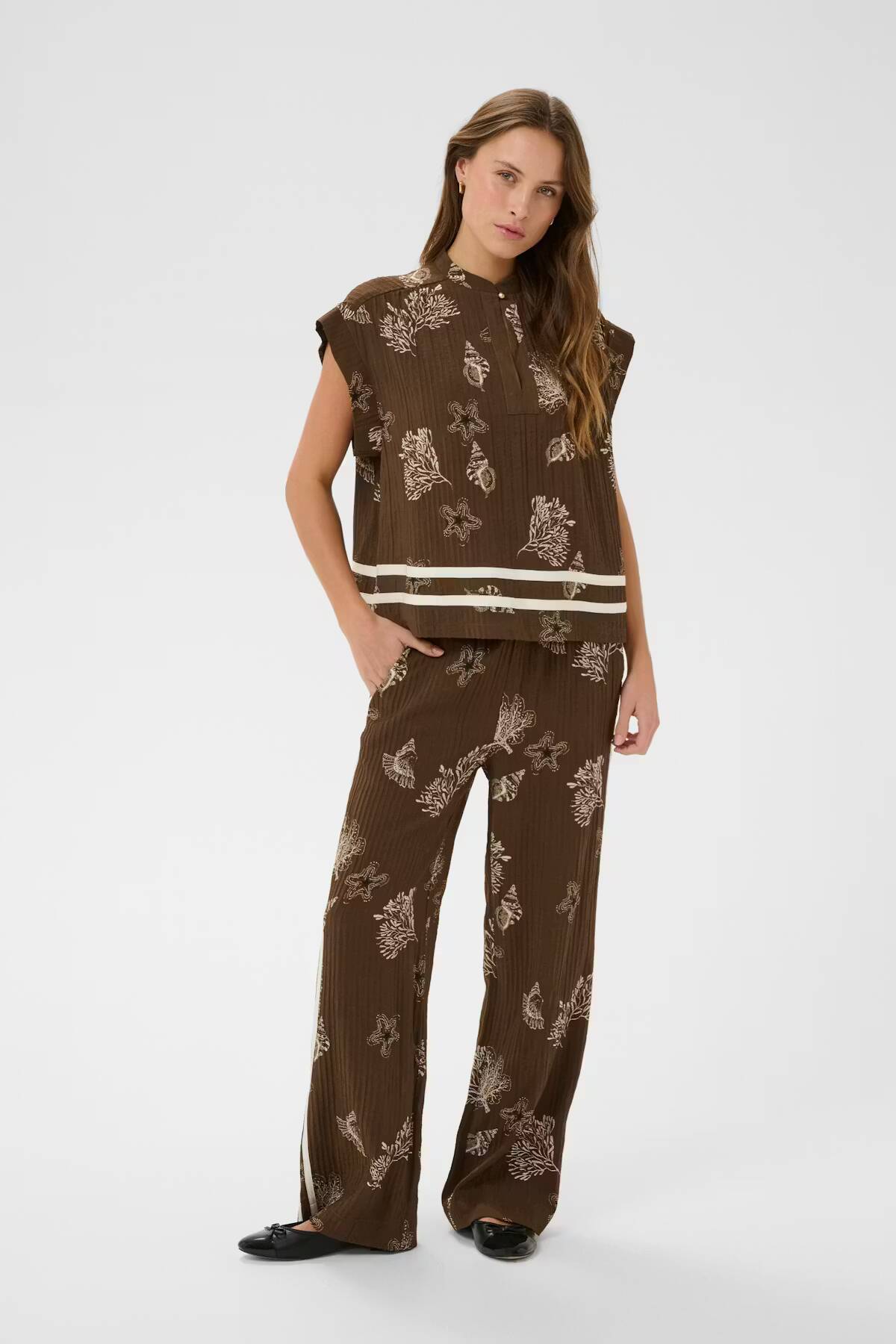 Saint Tropez Rosashell Blouse Fudge Sea Shell