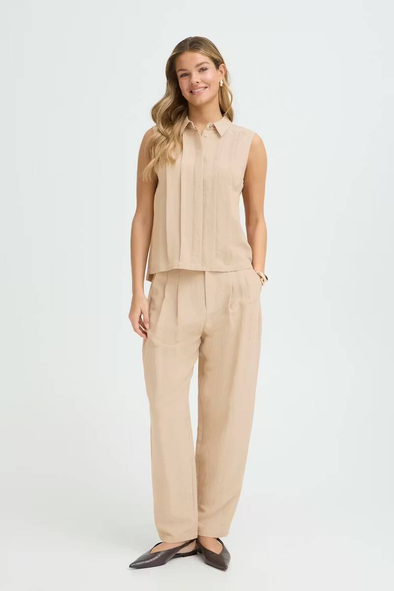 Fransa Adah Sleeveless Blouse Savannah Tan