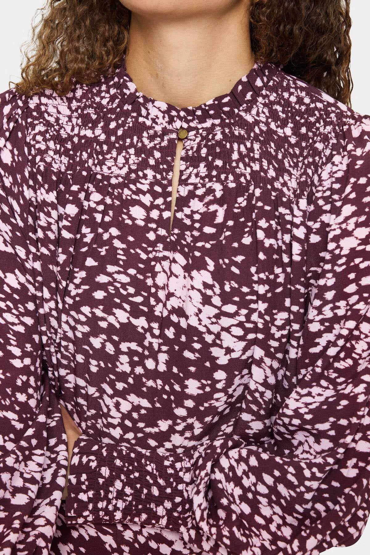 Saint Tropez Malika Blouse Fudge Spotty Animal