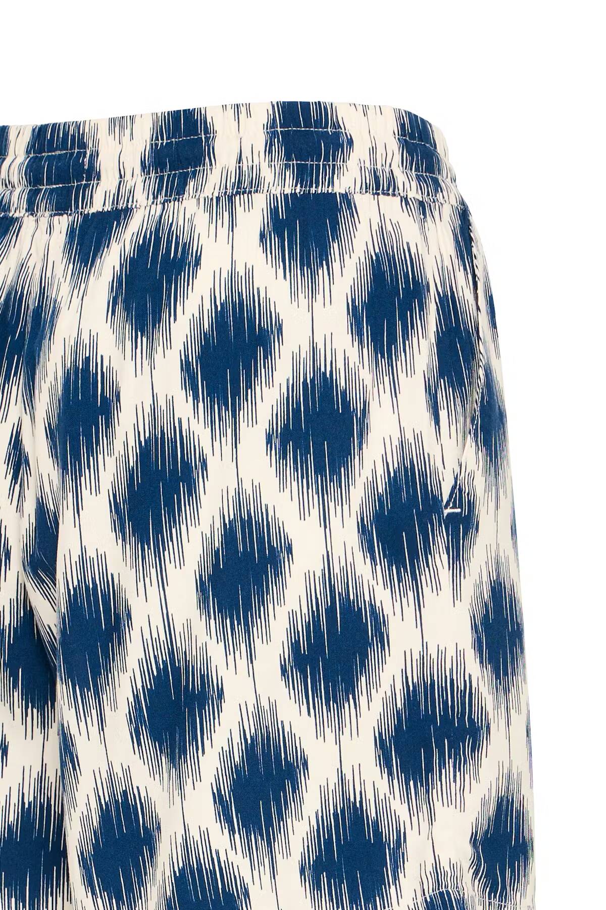 b.young Joella Shorts Ogee Ikat Med Blue