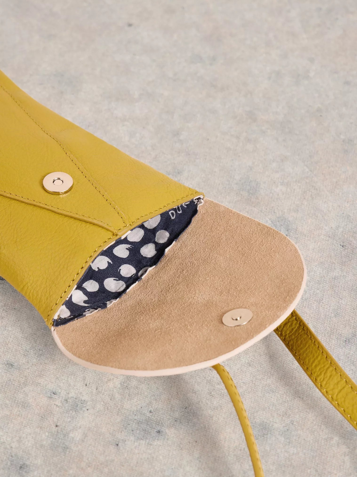 White Stuff Coco Leather Phone Bag Chart Mlt