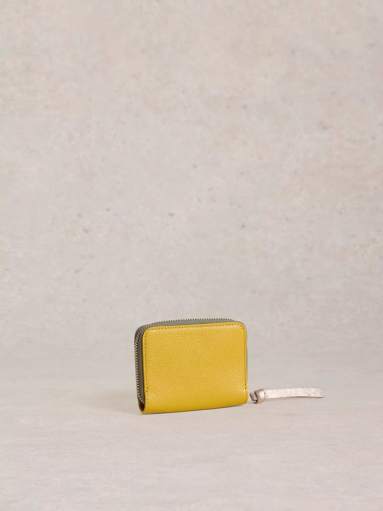 White Stuff Cerys Zip Around Purse Mid Chart