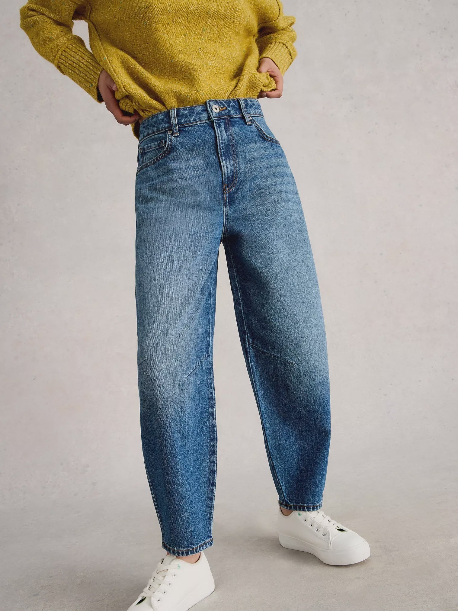 White Stuff Aubrey Barrel Leg Jean Mid Denim