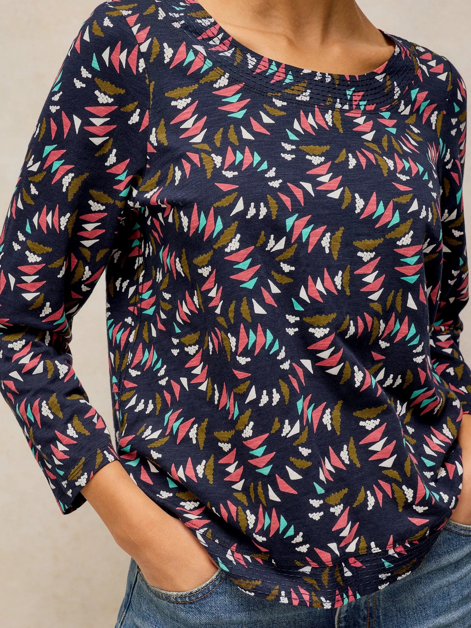 White Stuff Weaver Notch Ls Tee Navy Print