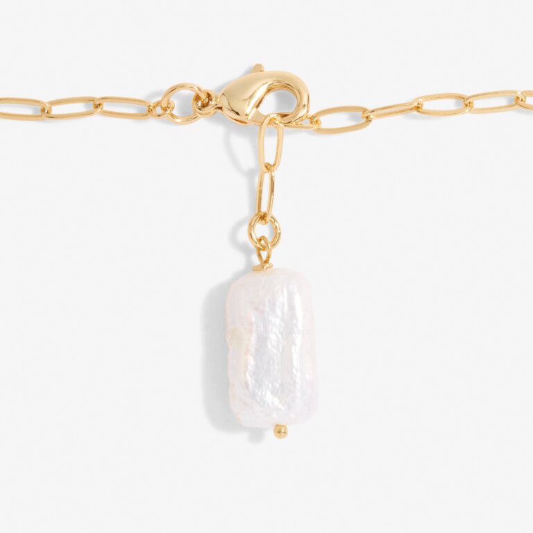 Joma Lumi Pearl Chain Gold Bracelet