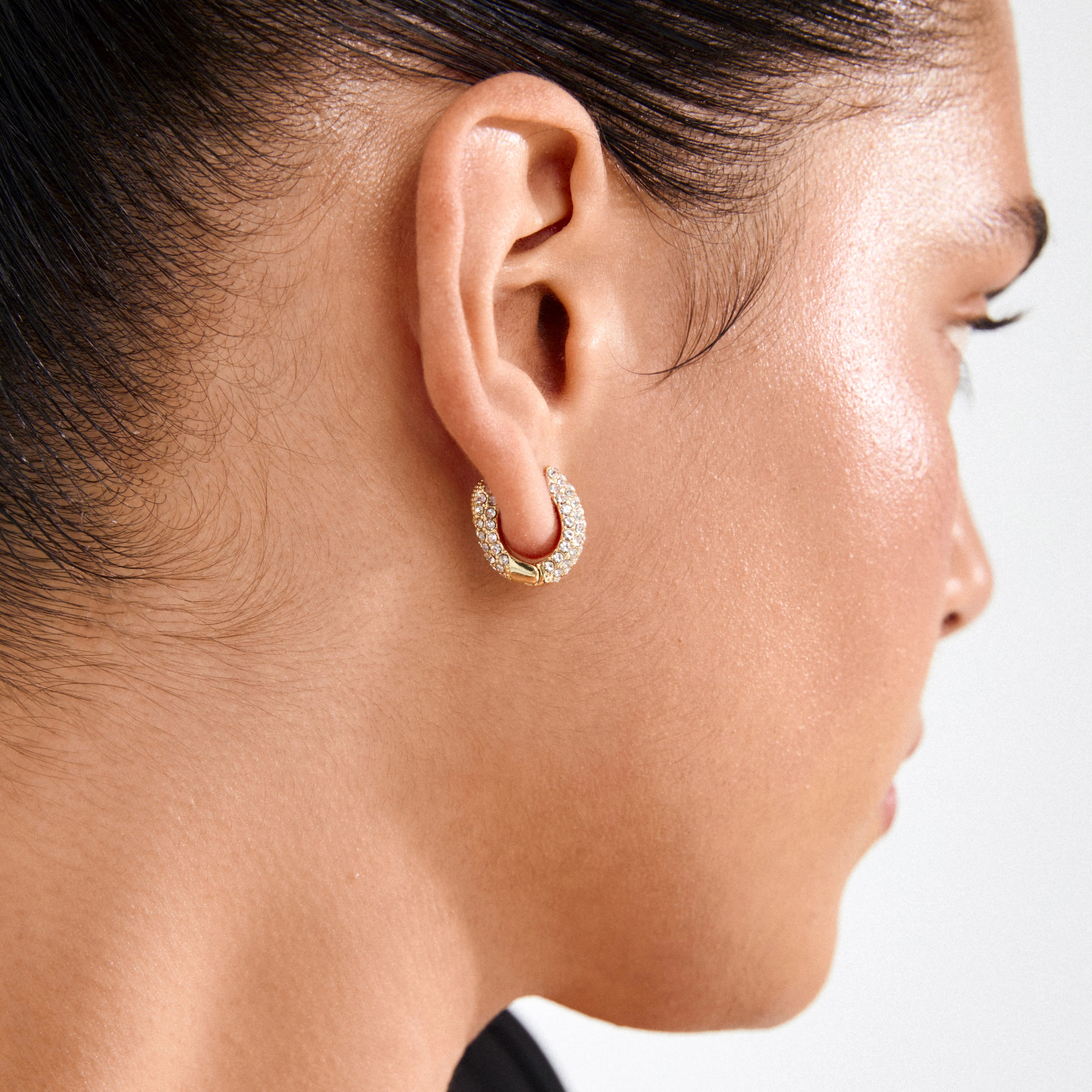 Pilgrim Lona Chunky Crystal Huggie Hoops Gold-Plated