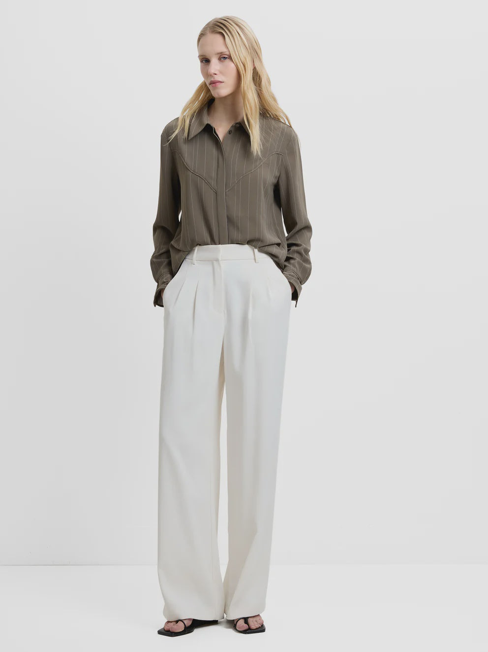 French Connection Harrie Suiting Trouser Porcelain Cream