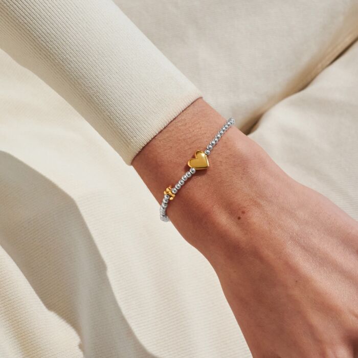 Joma A Little Birth Month May Bracelet