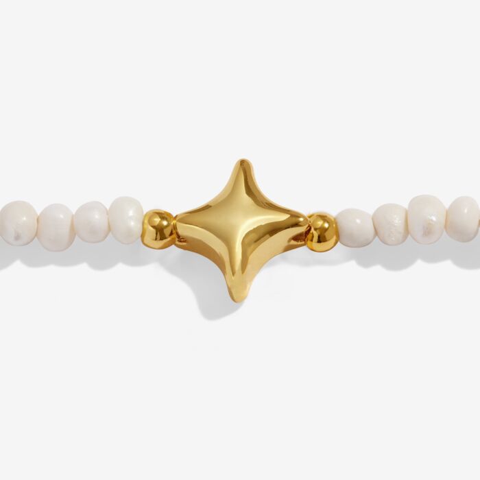 Joma Precious Moments Friendships Are Life's Treasures Gold Bracelet