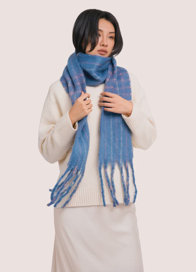 Powder Angelica Scarf Navy