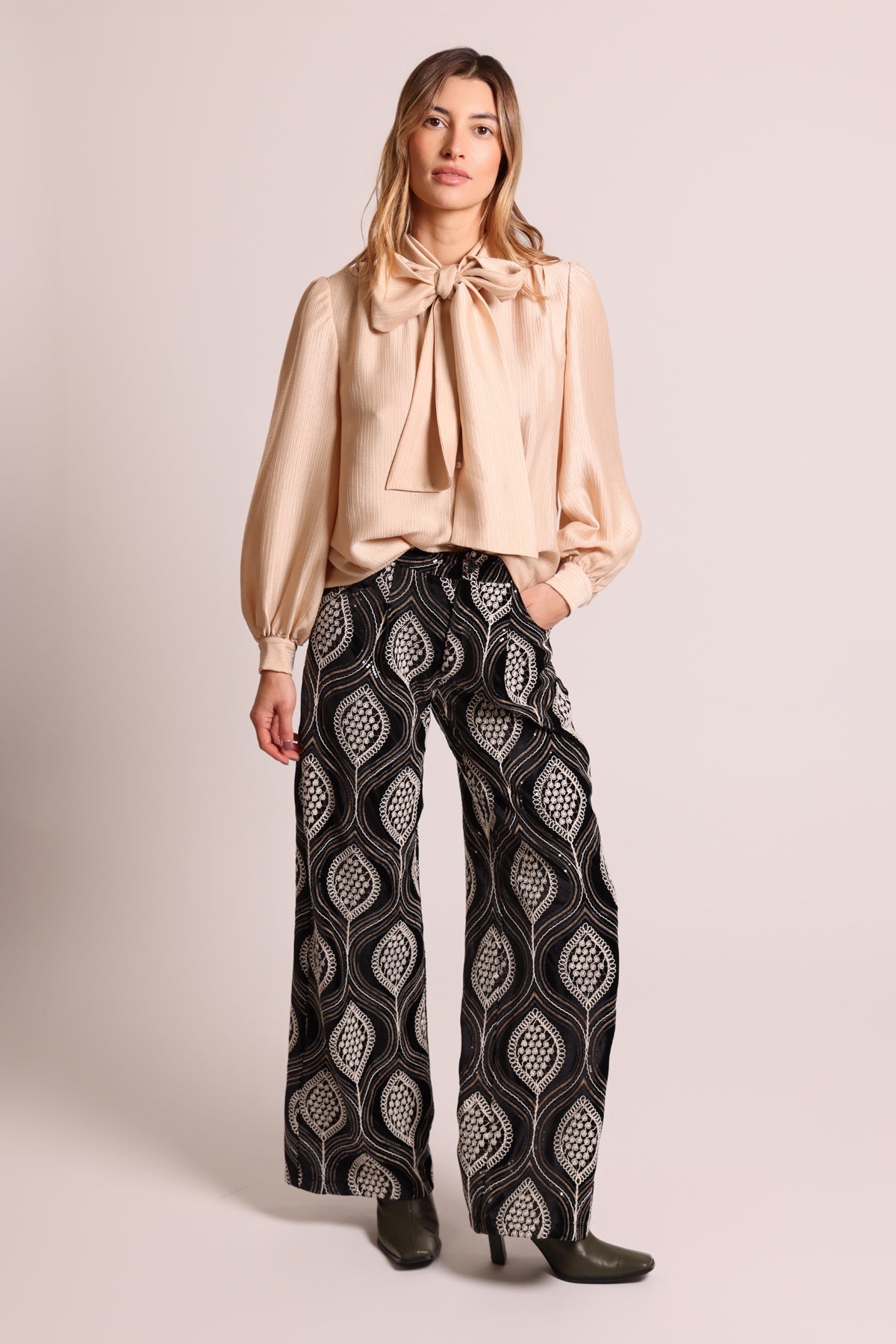 Traffic People Anything Goes Bonnie Blouse Cream