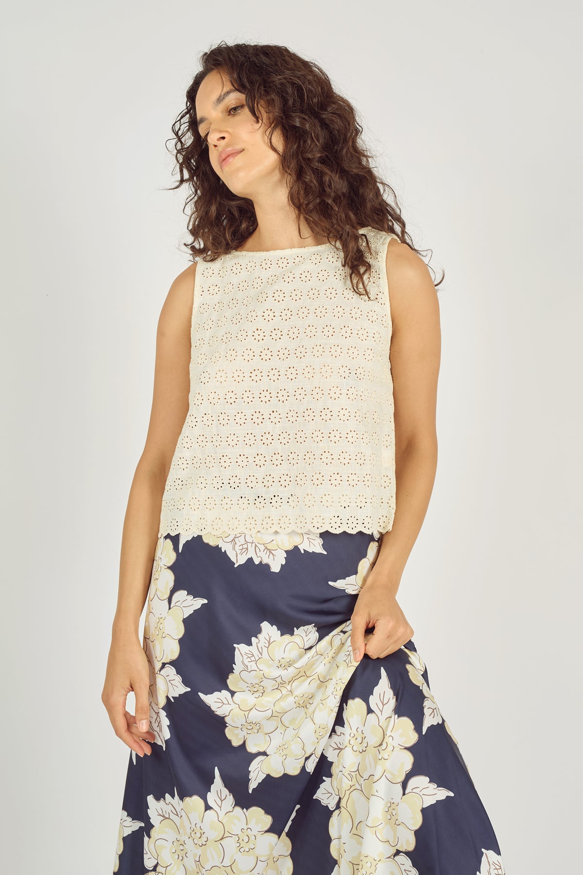 Traffic People Blooming Lovely Sade Skirt Navy/Cream