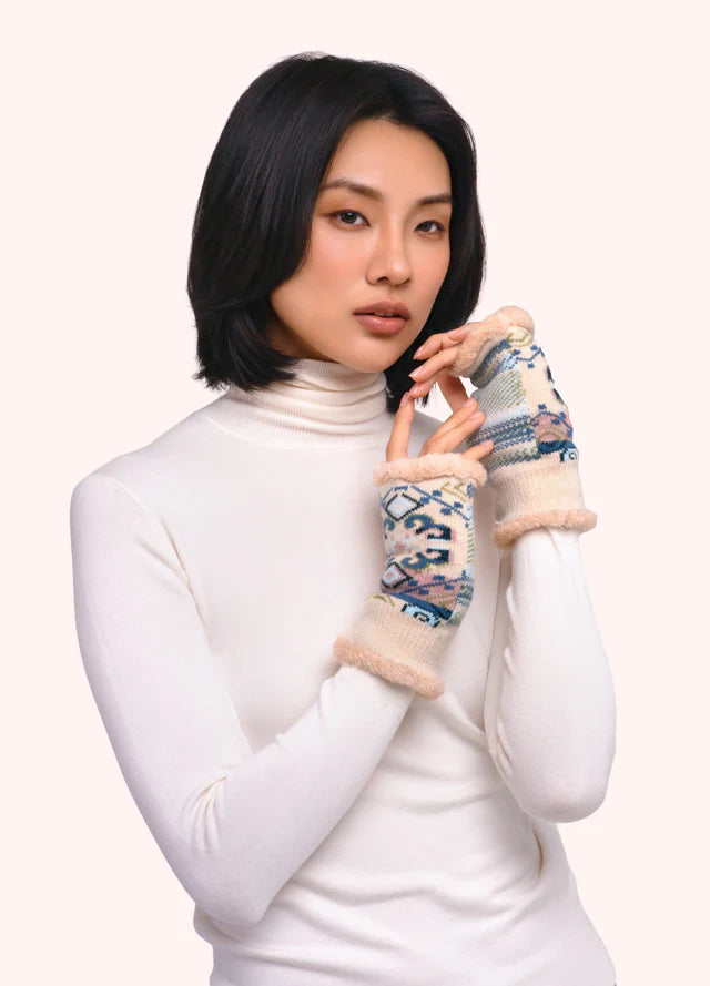 Powder Scandi Cosy Wrist Warmer Cream Mix