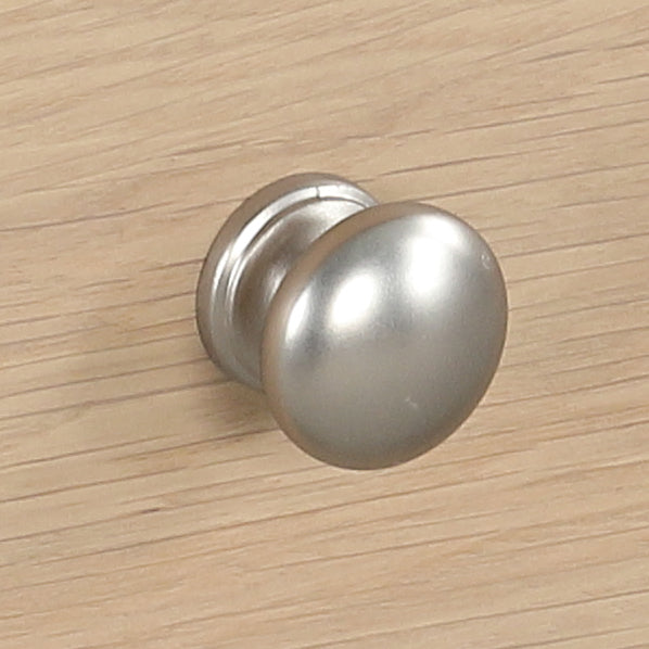 Lytham Oak 2 Door 3 Drawer Sidebaord