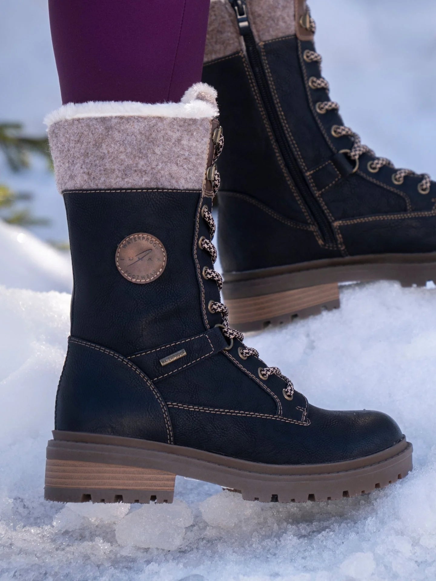 Lunar Cambridge Black Ice Grip W/Proof Boot