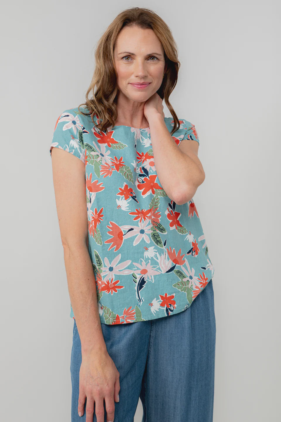 Lily & Me Sun And Shade Linen Blend Shell Top Ocean