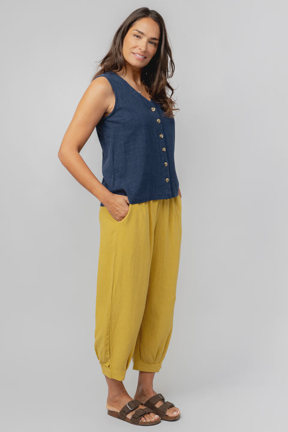Lily & Me Allium Linen Blend Buttoned Vest Navy