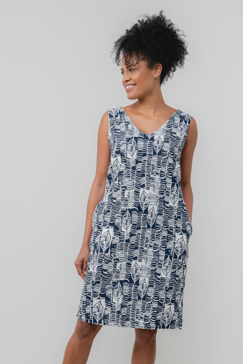 Lily & Me Laynie Sleeveless Linen Sun Dress Navy