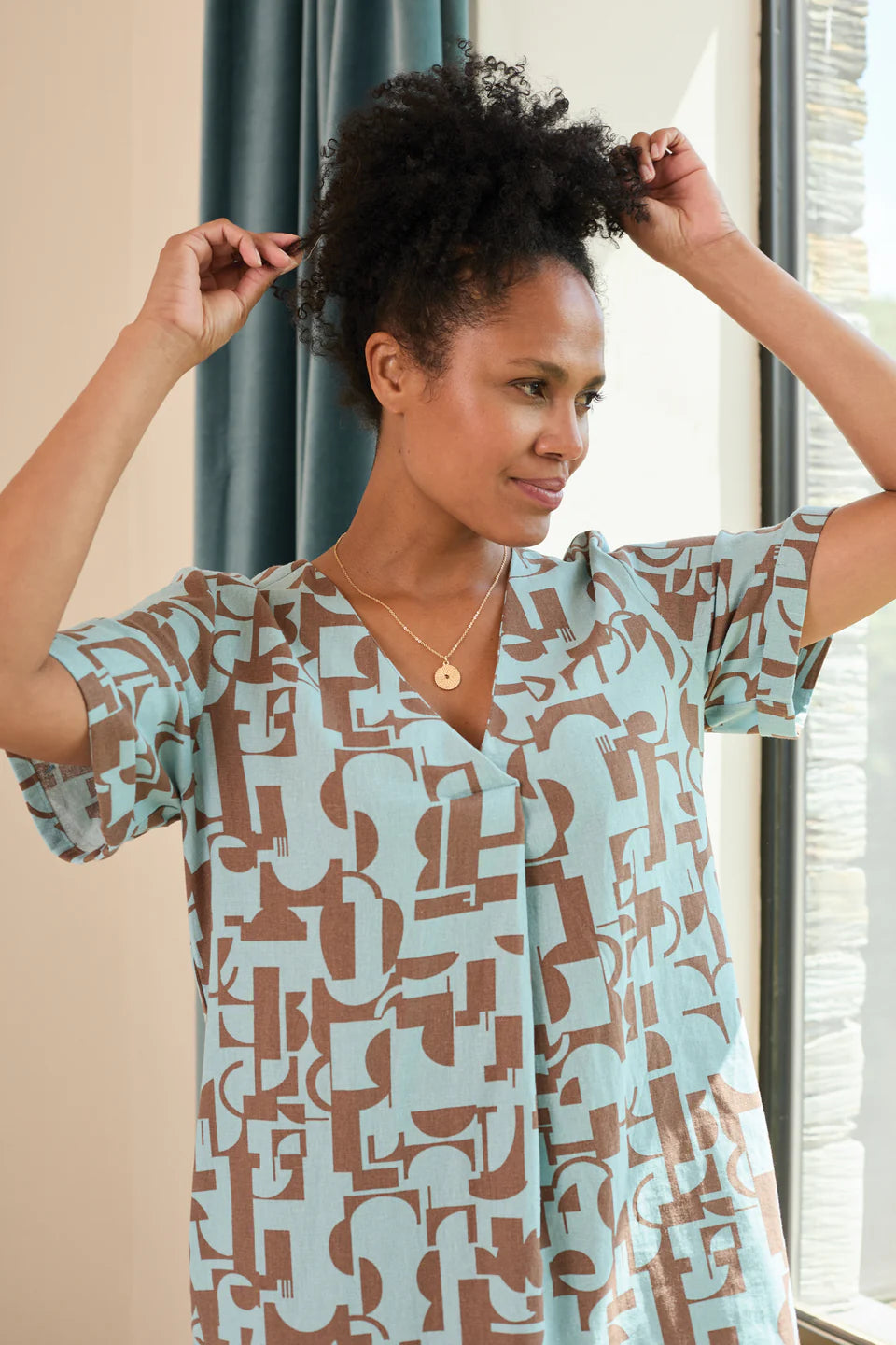 Lily & Me Vine Linen Blend Dress Highline Print Mocha