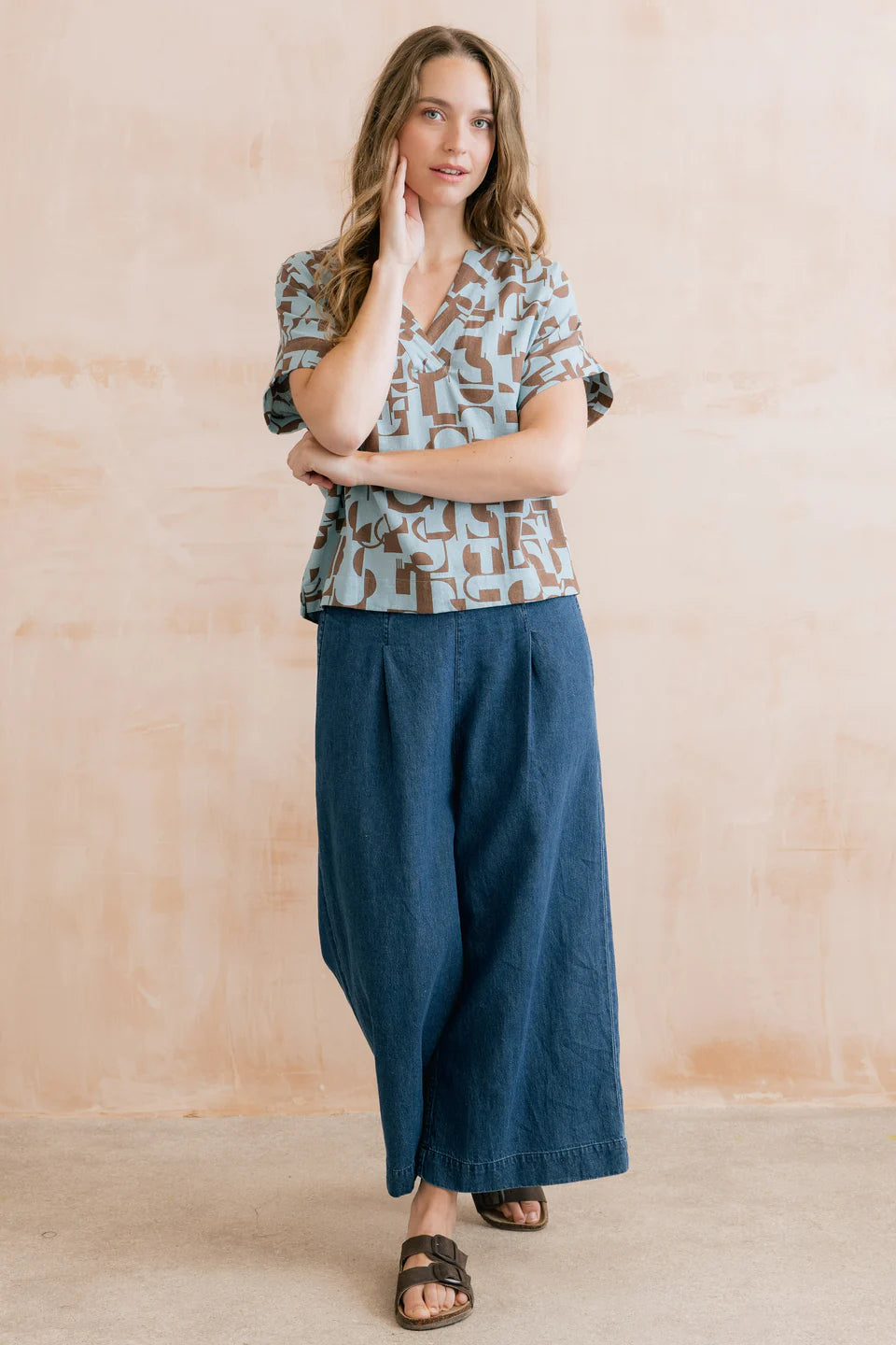 Lily & Me Orchard Linen Blend Top Highline Mocha