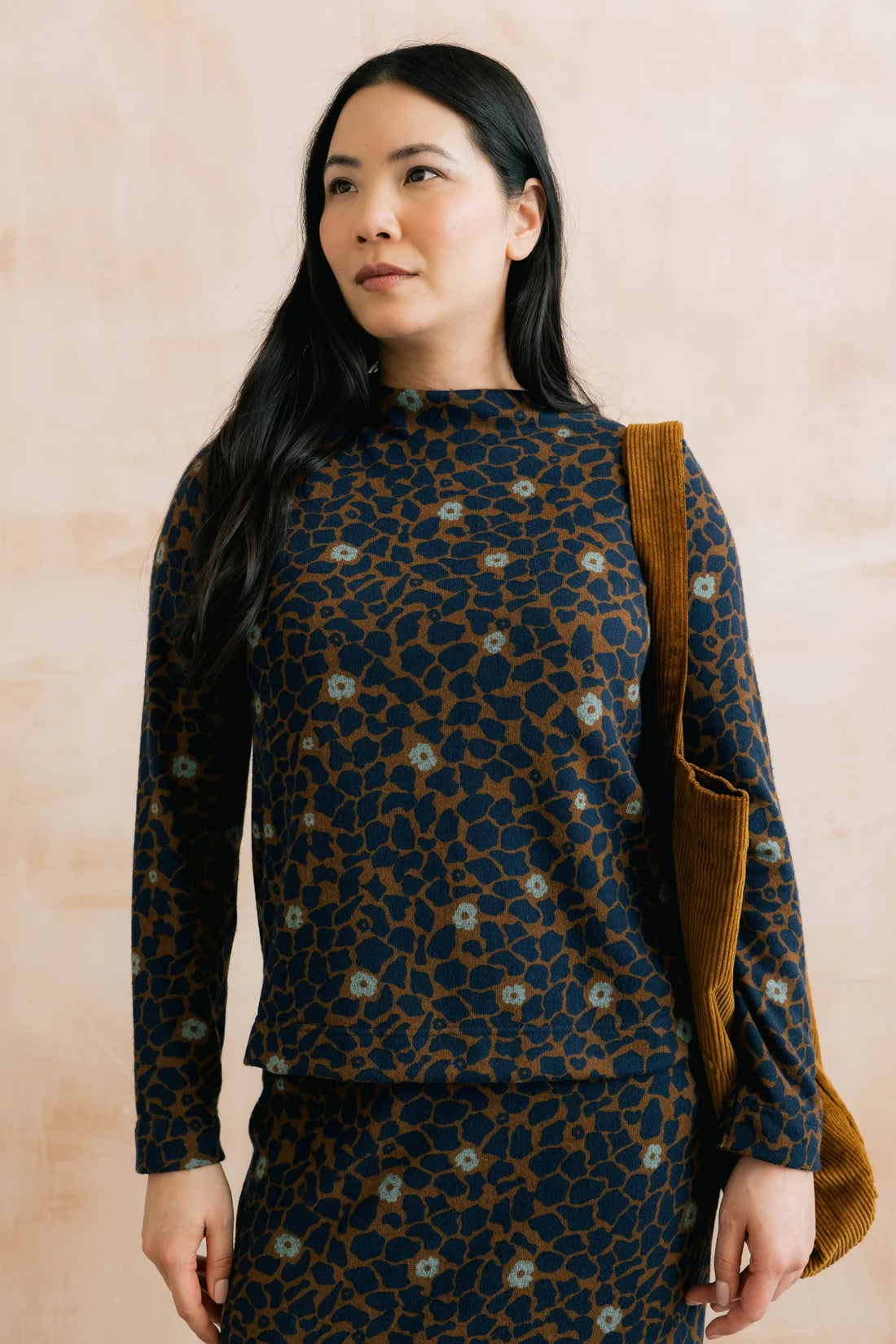 Lily & Me Cairn Jumper Stamp Burnt Caramel