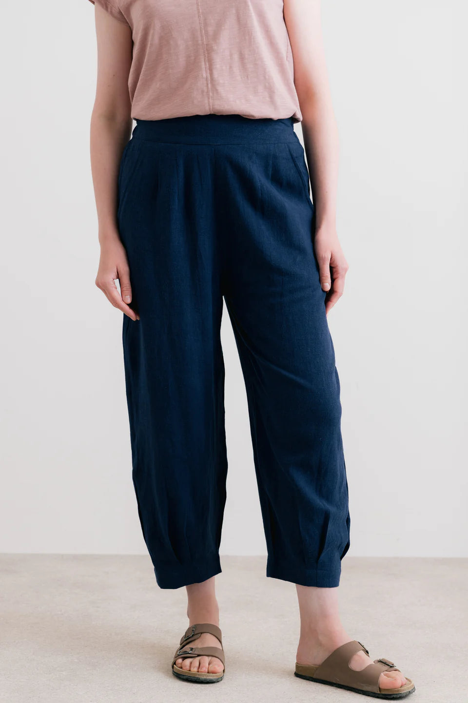 Lily & Me Sail Linen Blend Cropped Trousers Navy