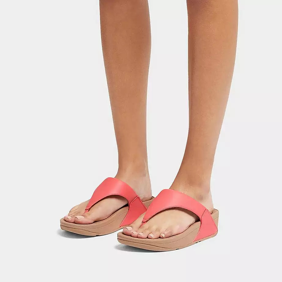 FitFlop Lulu Leather Toe-Post Sandals Rosy Coral