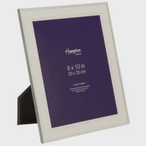 Marbella 8×10 White with Triple Mount