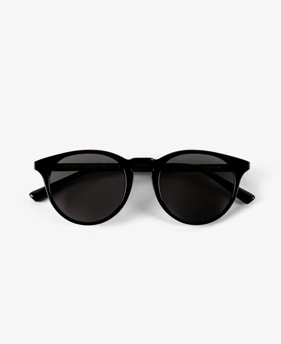 MessyWeekend New Depp Black Grey Sunglasses.