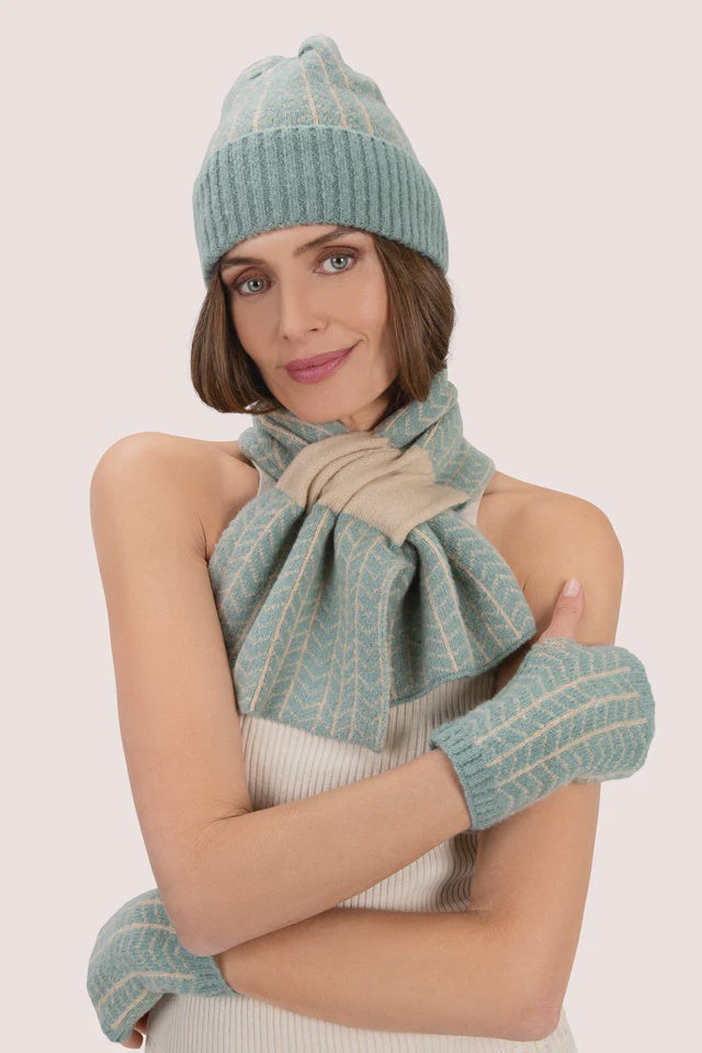 Powder Niamh Wrist Warmers - Ice