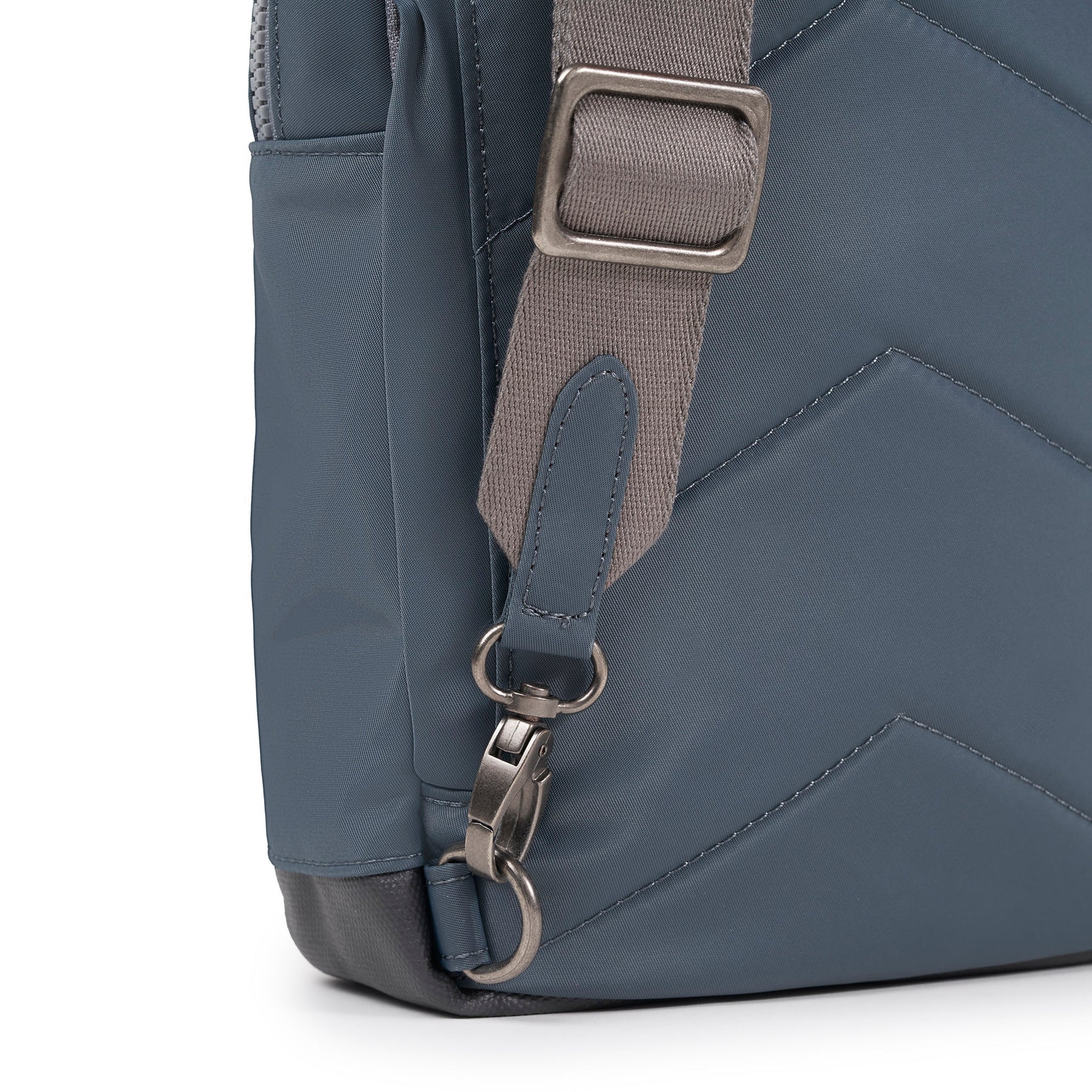 ROKA Willesden B Grey Tonal Recycled Nylon Large