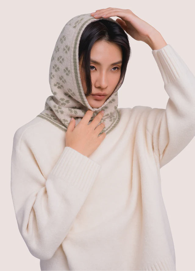 Powder Roxy Snood Cream/Moss
