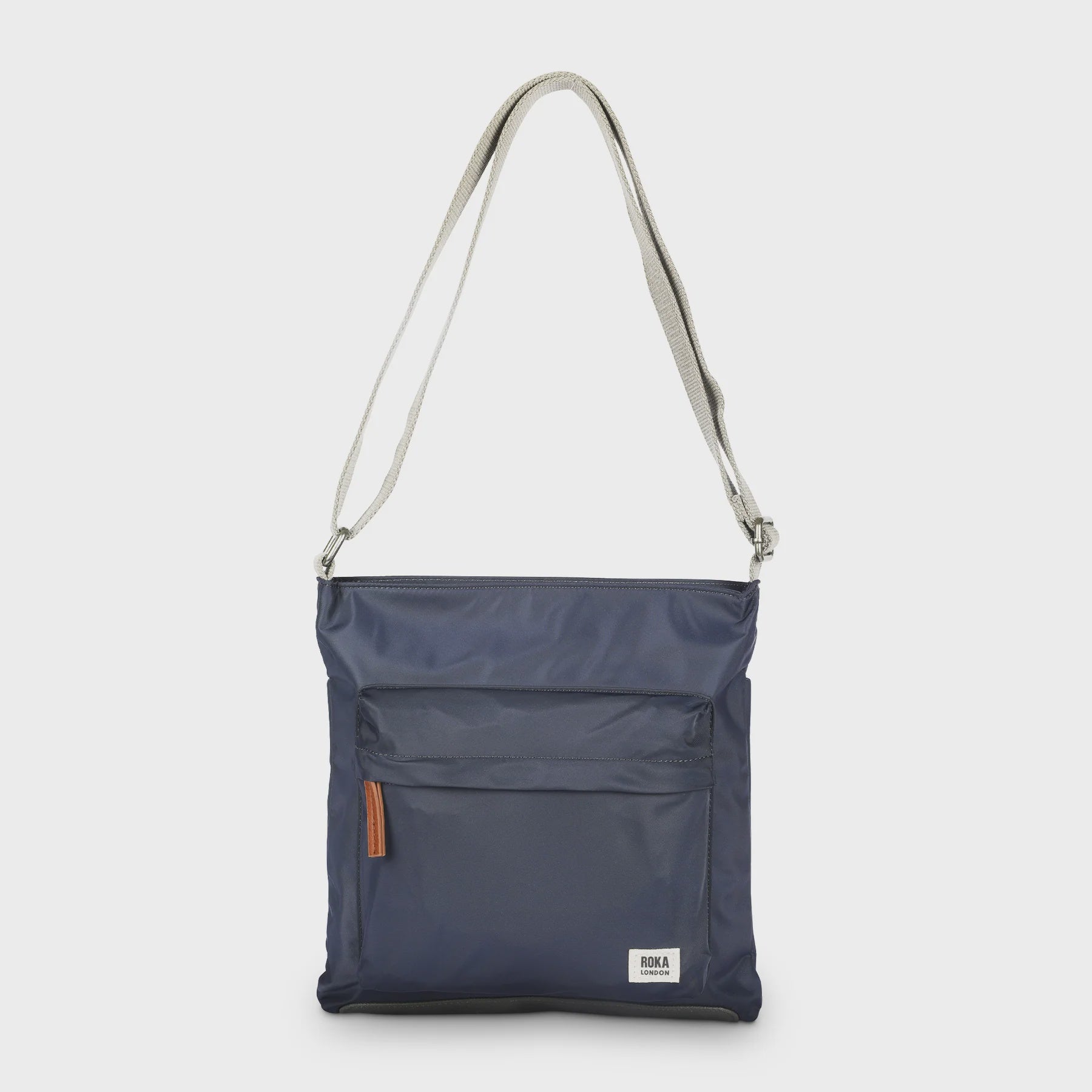ROKA Kennington B Medium Sustainable Nylon Midnight