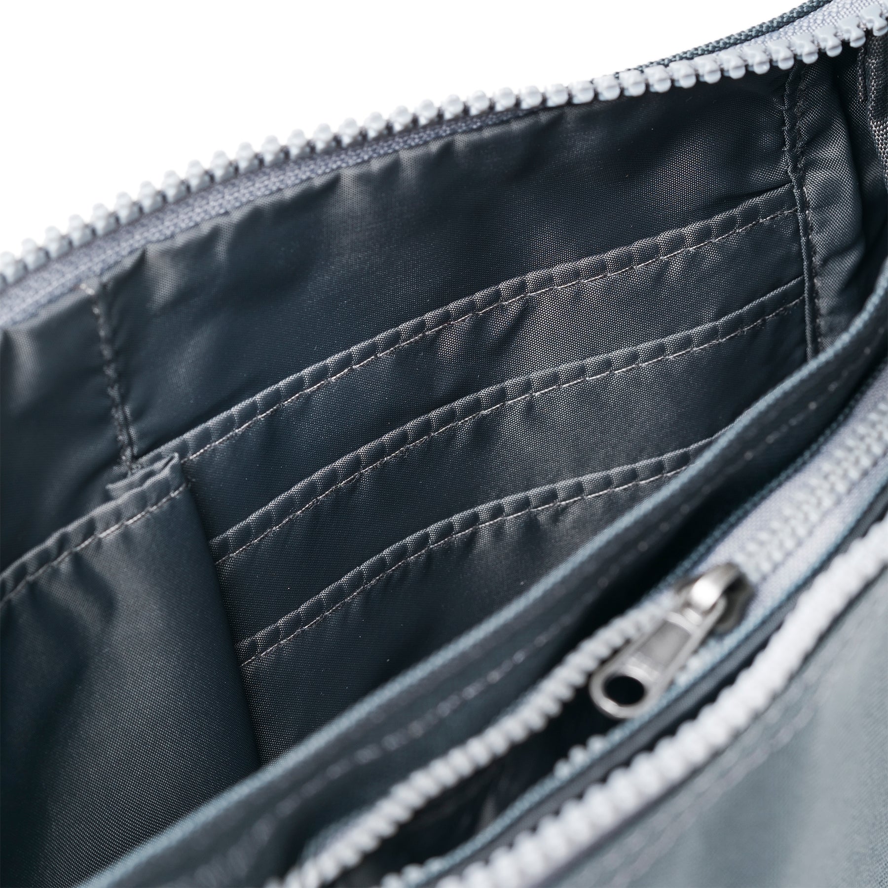 ROKA Carnaby Crossbody XL Smoke Recycled Canvas Extra Large