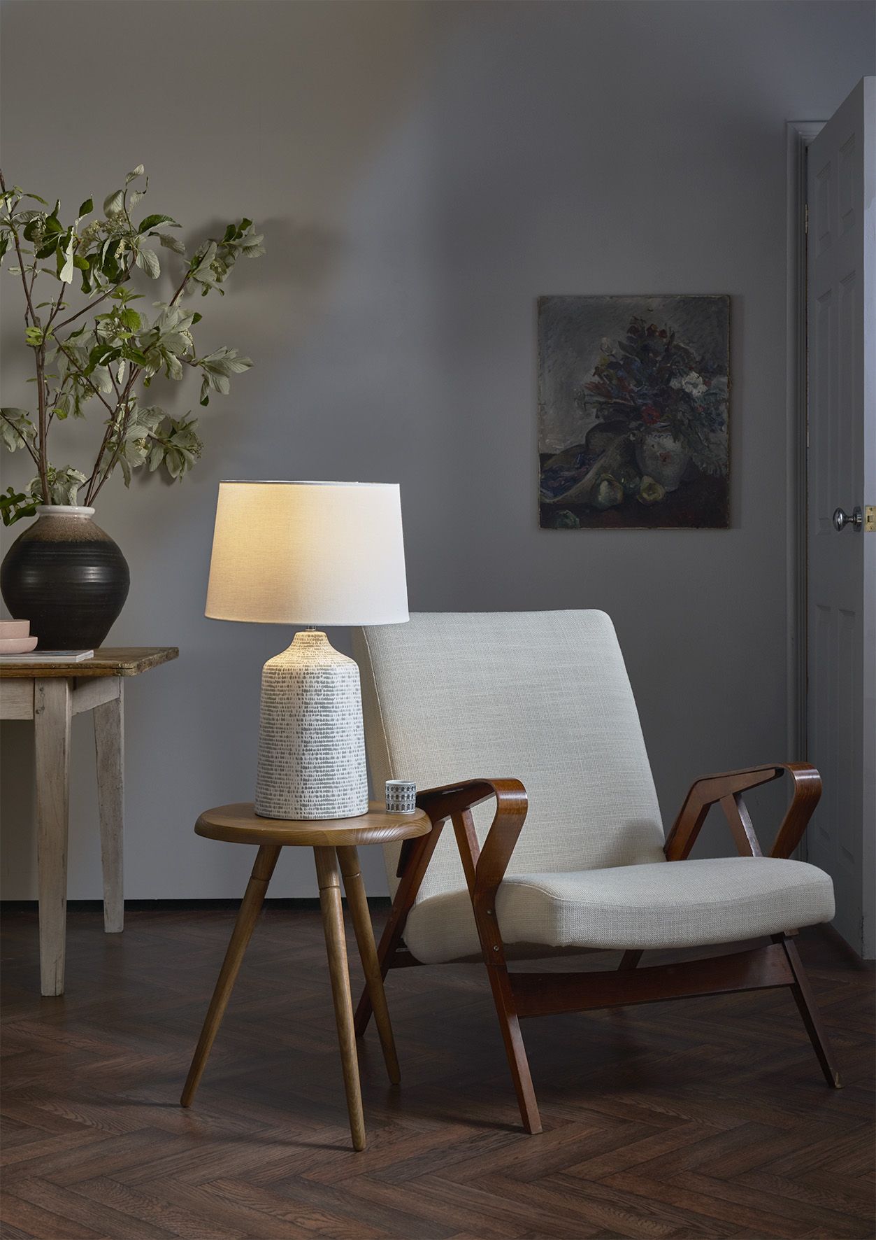 Vondra Table Lamp