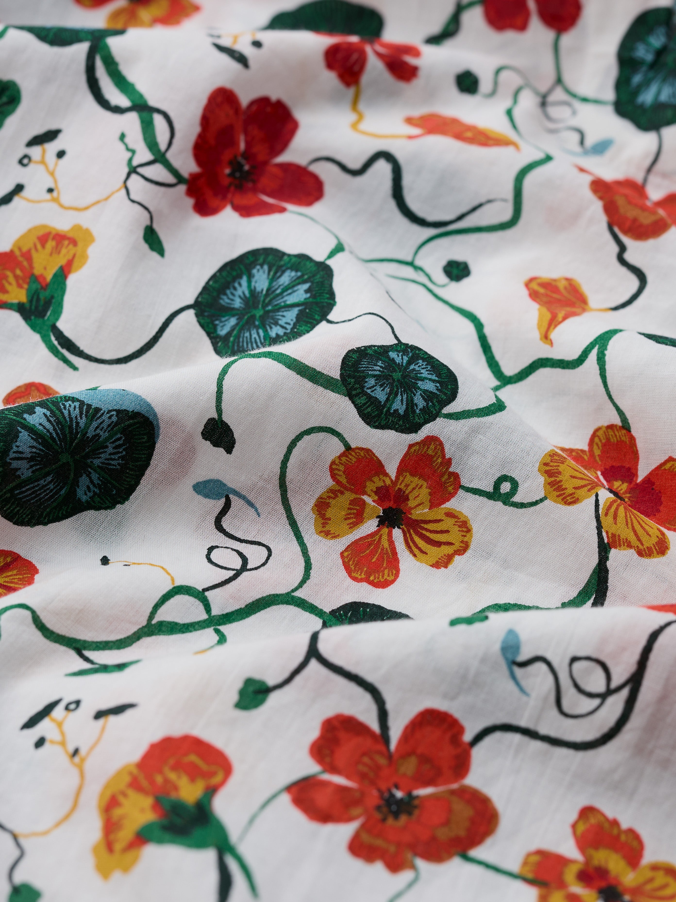 Seasalt Wild Lily Organic Cotton Top Nasturtium Press Chalk