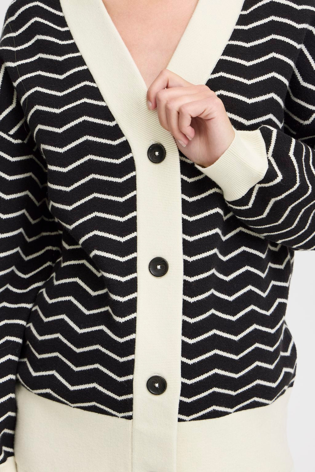 b.young Otari Zig Zag Cardigan Black Mix