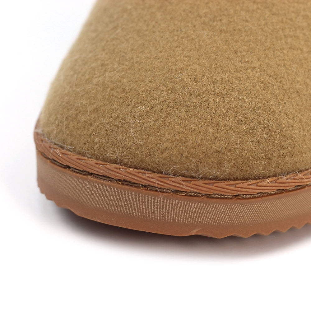 Lunar Cranbrook Tan Boxed Slipper